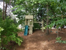 4x5 Fort with Monkey Bars and Cargo Net in Stafford