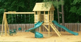 Unique 5x5 Playset with New Roofing Style!