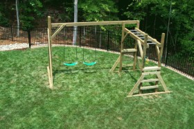 Very cool monkey bar & swing beam combination.