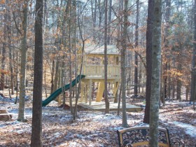 7x9 Treehouse in Chapel Hill