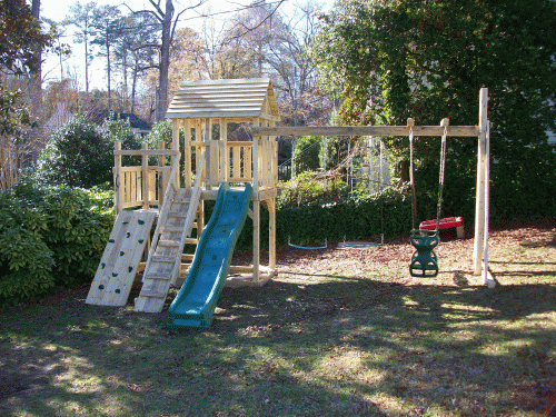 4x5 Fort with attached 4x4 Porch in Greensboro