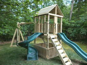 5x5 Fort with two slides