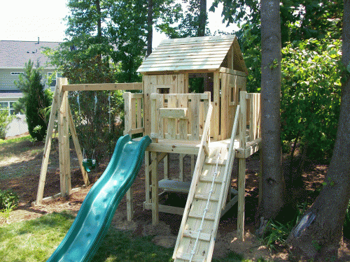 Superbly installed Clubhouse with Wraparound Porch, in Morrisville