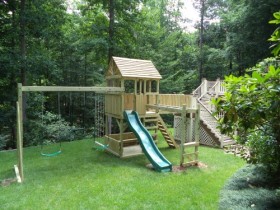 Richmond Custom Playset with Bridge from Deck